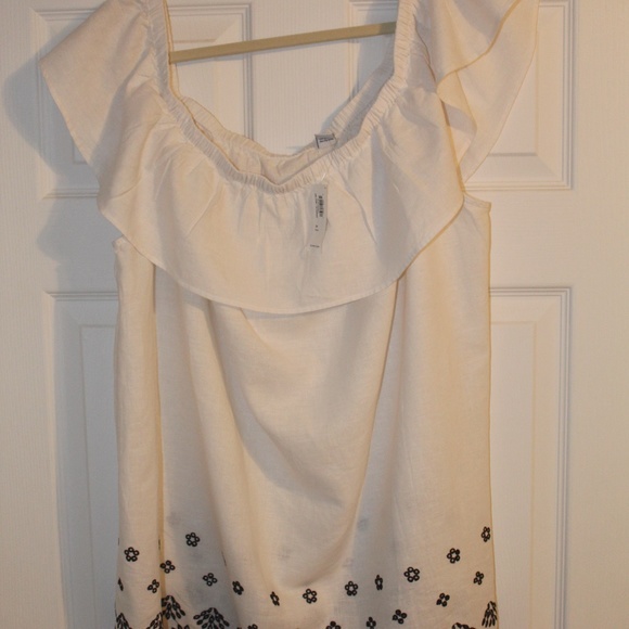 NWT -3X Plus - Old Navy White and Black Ruffle Top - Picture 1 of 6